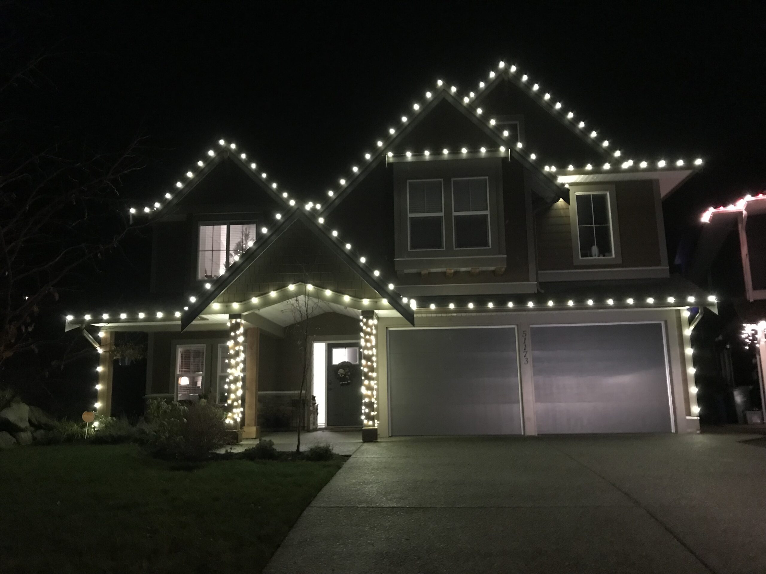 Expert Christmas Light Installation in Bay Village, Ohio | RTWC